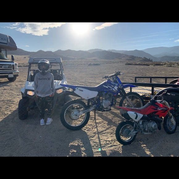 Kid's Clothes! - Picture 6 of 13